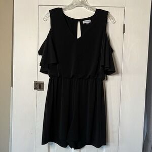 Calvin Klein Size 8 Black Stretch Cold Shoulder Shorts Romper Designer Women's